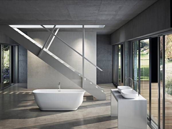 Ritz Freestanding Bath - Image 2